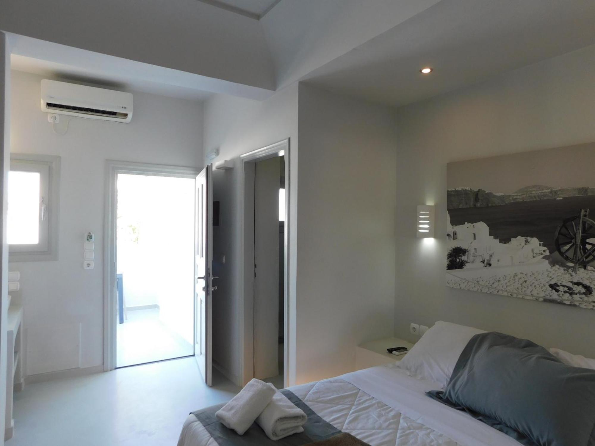 Perissa Beachfront Rooms المظهر الخارجي الصورة