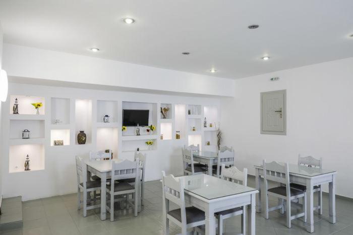 Perissa Beachfront Rooms المظهر الخارجي الصورة